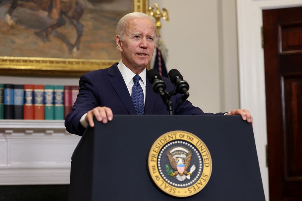 Le president americain joe biden parle de son accord avec le president de la chambre des representants kevin mccarthy (r-ca)