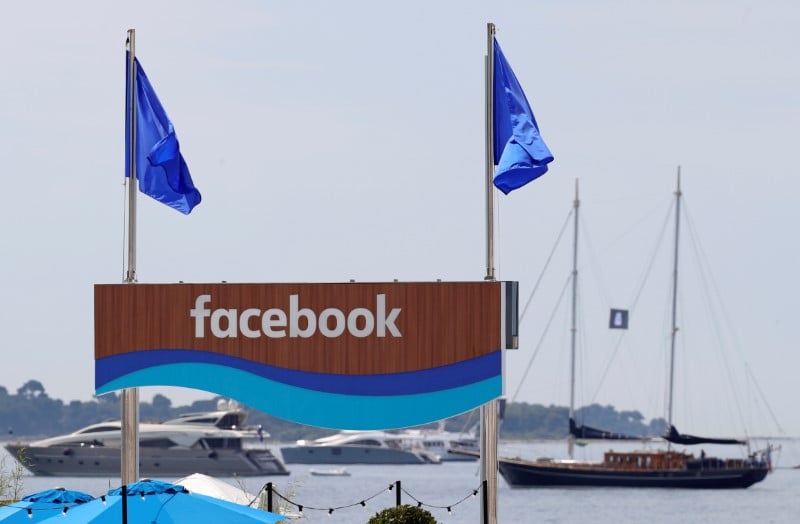 Jeudi noir pour facebook, la fortune de zuckerberg fond de 16 milliards de dollars