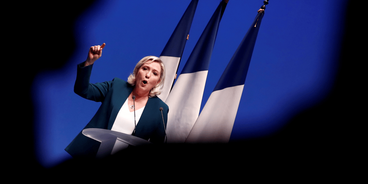 France: le pen lance sa campagne europeenne pour "chercher" macron