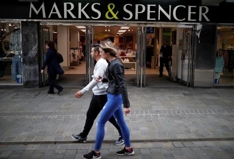 Marks&spencer ravit les investisseurs avec son nouveau president