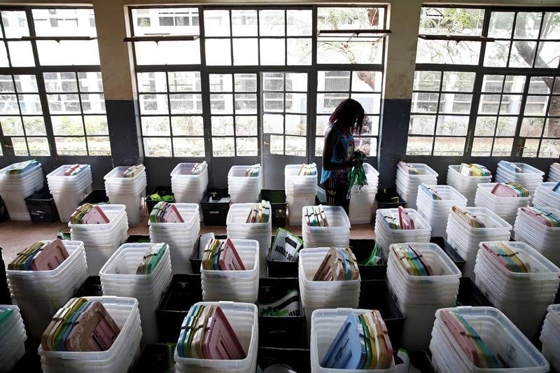 Kenya: l'election presidentielle reportee au 26 octobre
