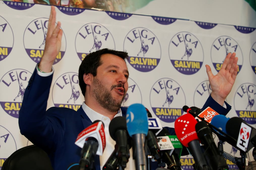 Matteo salvini dit avoir "le droit de gouverner" l'italie