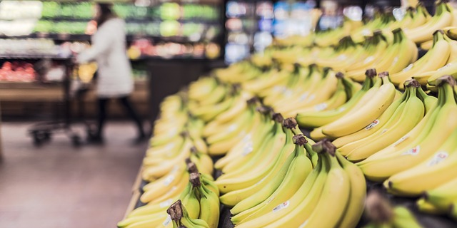 supermarché fruits et légumes gaspillage alimentaire