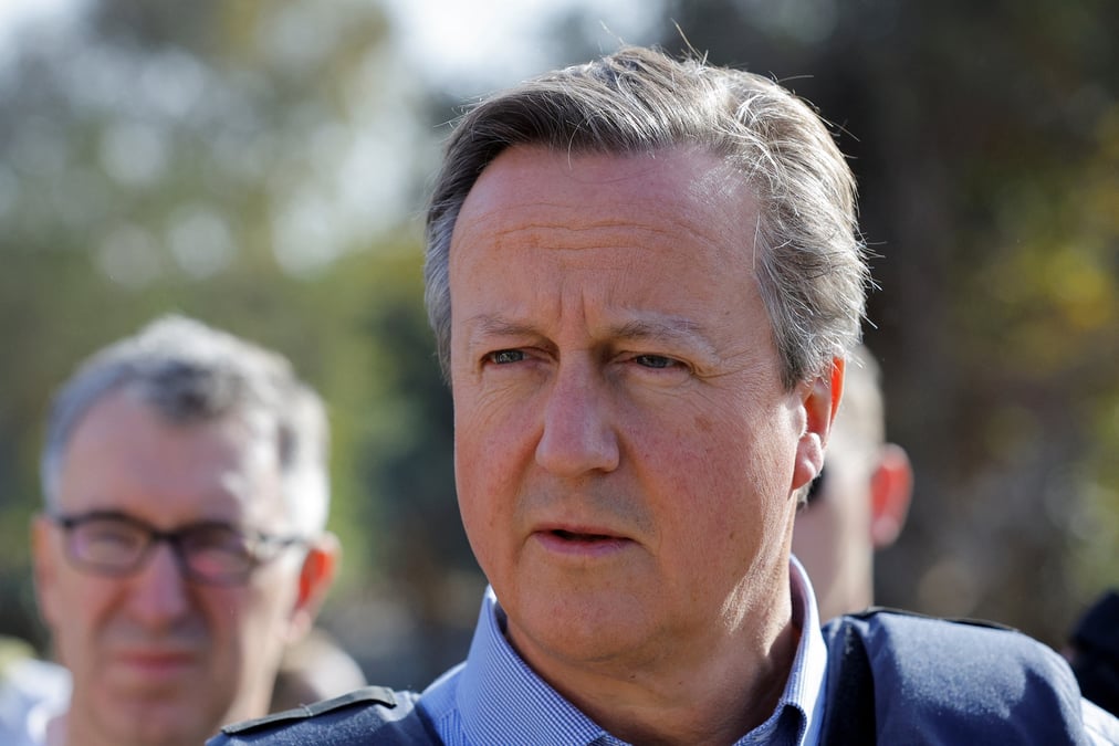 Le ministre britannique des affaires etrangeres david cameron