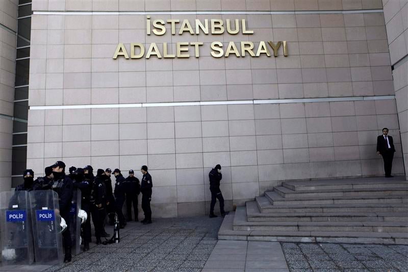 Des fils de ministres arrêtés pour corruption en Turquie