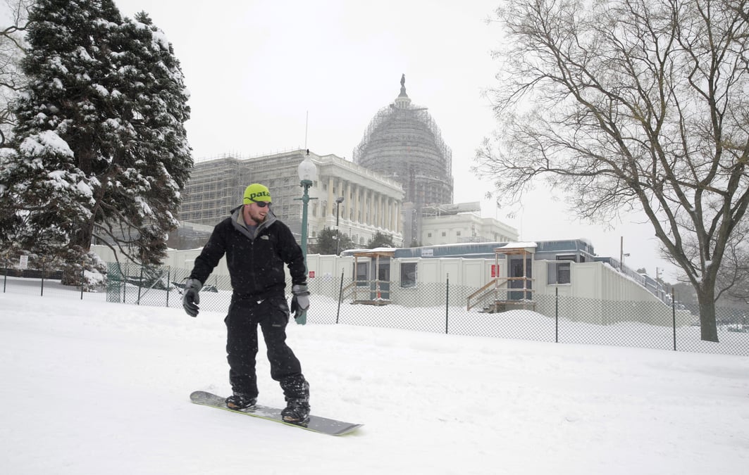 Tempete de neige geante sur l'est des etats-unis