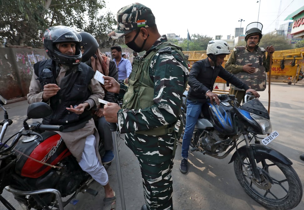 Plus de 600 arrestations a new delhi dans des violences interreligieuses