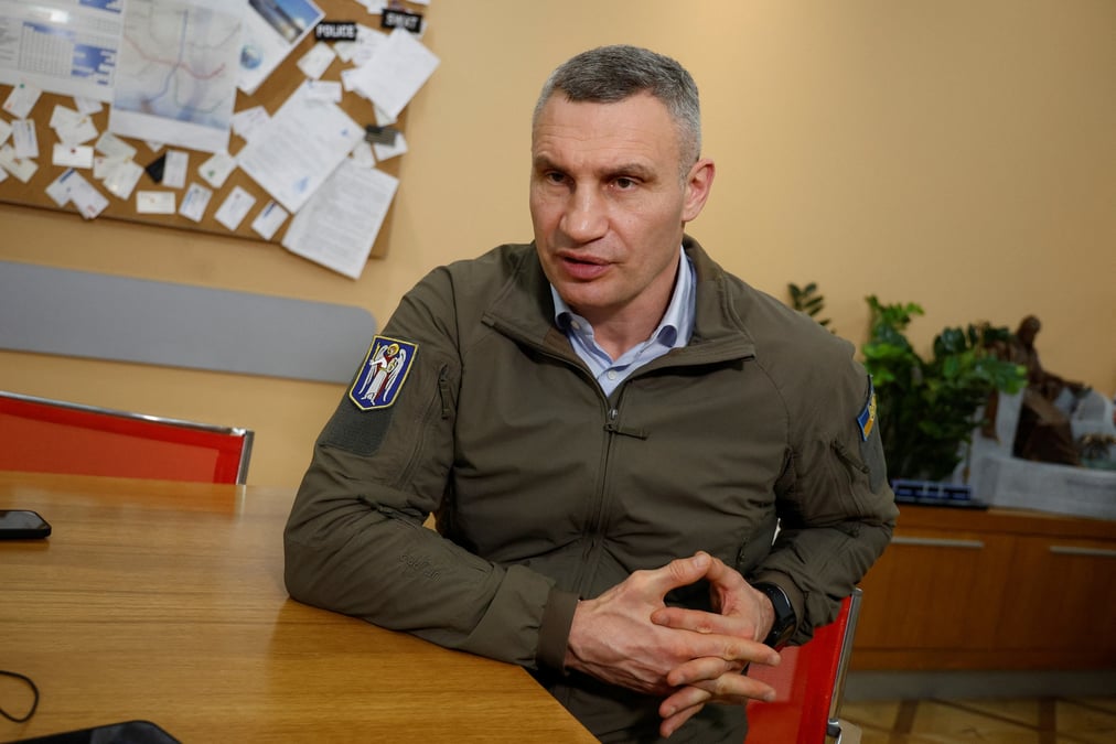 Le maire de kyiv, vitali klitschko, durant une interview avec reuters