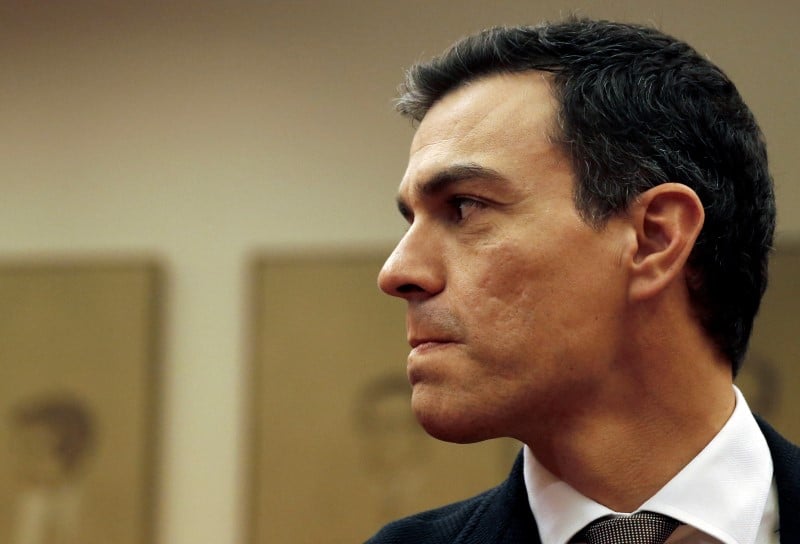 Les socialistes espagnols en quete d'une coalition viable