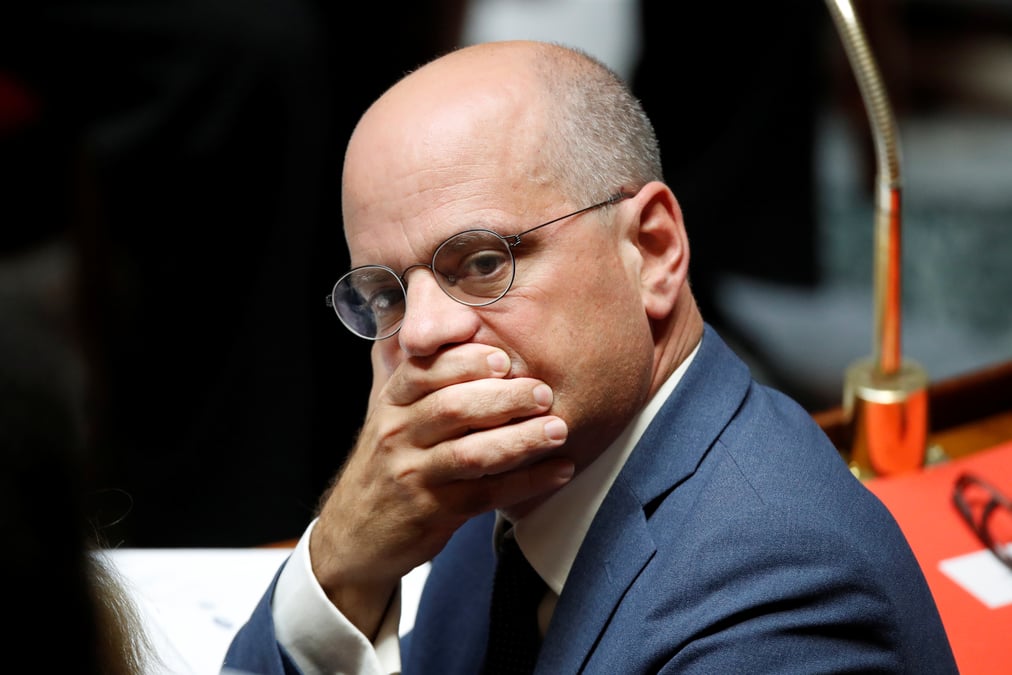 Blanquer annonce la suppression de 1.800 postes dans l'education nationale