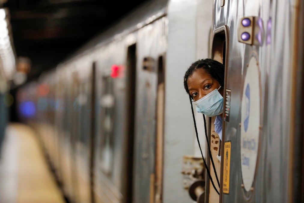 Vaccin ou test obligatoire pour les employes des transports new-yorkais