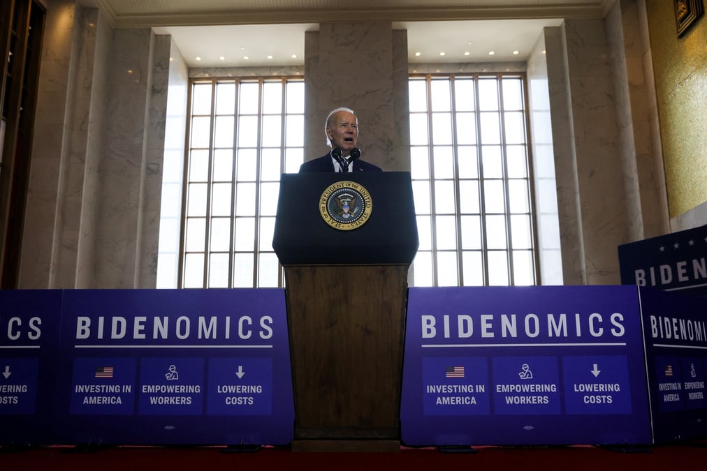 Le president americain joe biden a chicago, aux etats-unis