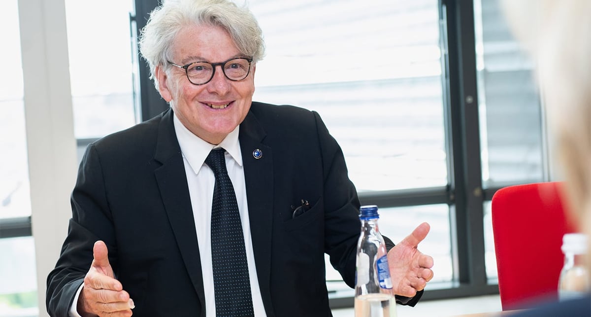 L'ex-ministre de l'Économie et ancien commissaire européen, Thierry Breton, sonne l'alarme sur la position de l'Europe sur la Défense, le spatial ou encore l'intelligence artificielle.