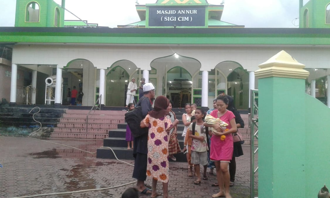 Indonesie: violent seisme dans les moluques, pas d'alerte au tsunami