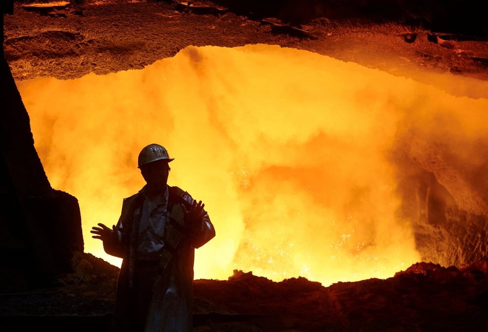 Cette acquisition sera réalisée en totalité en espèces au prix de 55 dollars par action, soit une prime de 40% par rapport au cours de clôture de l'action de US Steel, vendredi dernier.