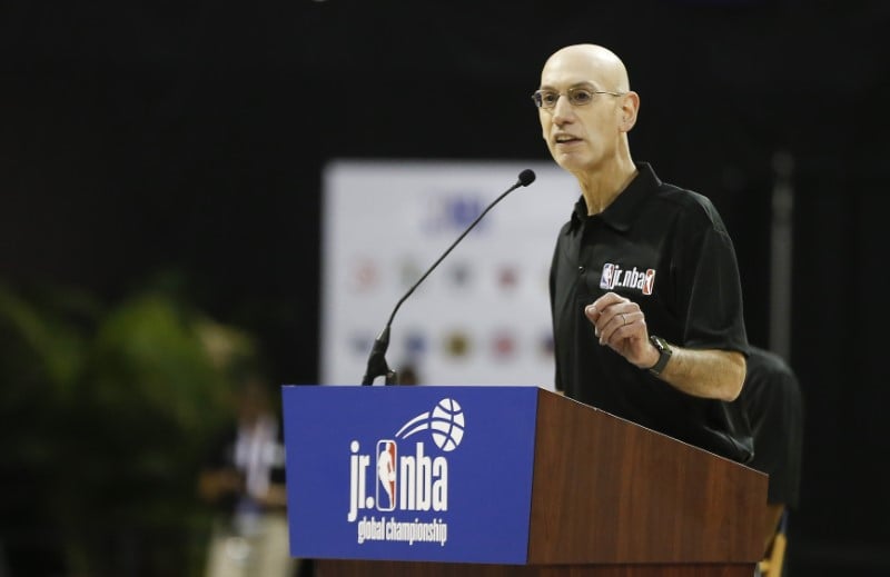 Face a la colere chinoise, le patron de la nba defend la liberte d'expression