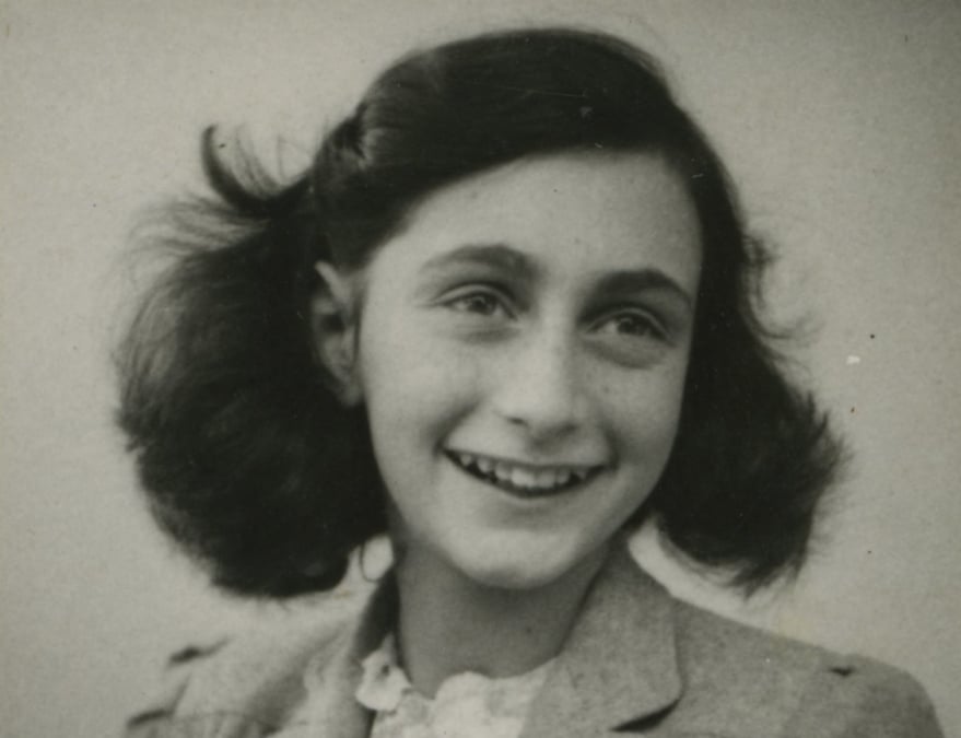 L'editeur neerlandais de "qui a trahi anne frank?" suspend son impression