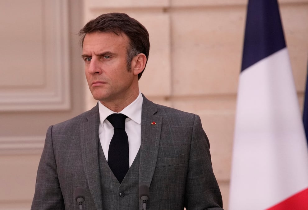Le president emmanuel macron accueille les partis politiques a l'elysee