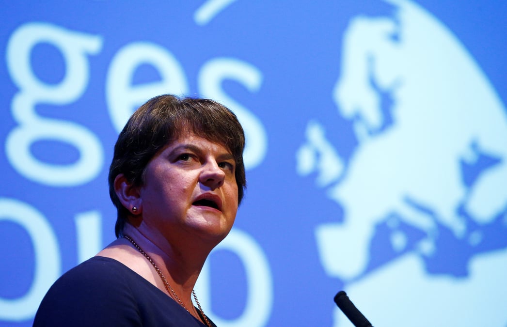 Brexit: le dup dement avoir accepte une formule pour l'irlande du nord