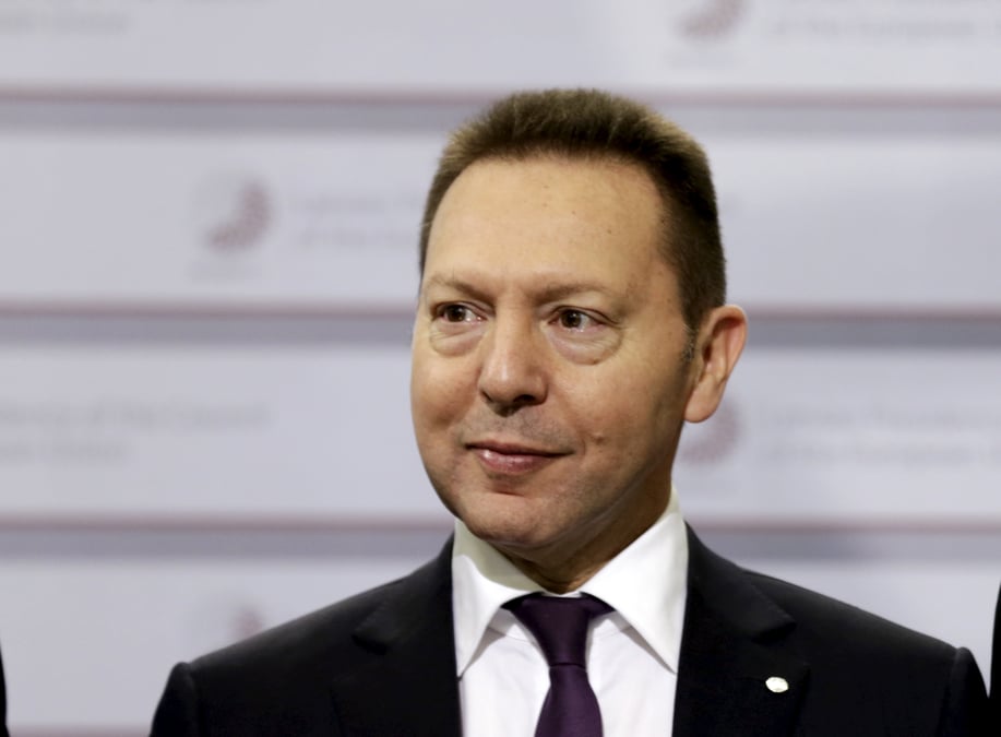 Athenes affirme respecter l'independance de la banque centrale grecque