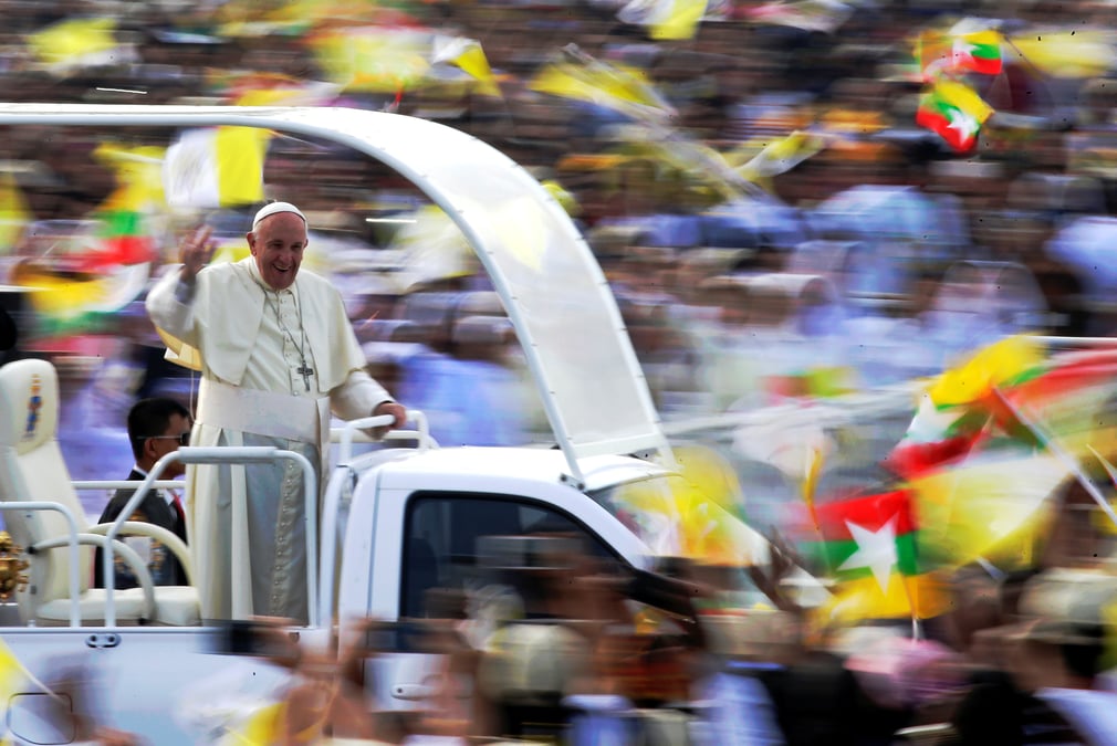 Le pape appelle le peuple birman a la paix