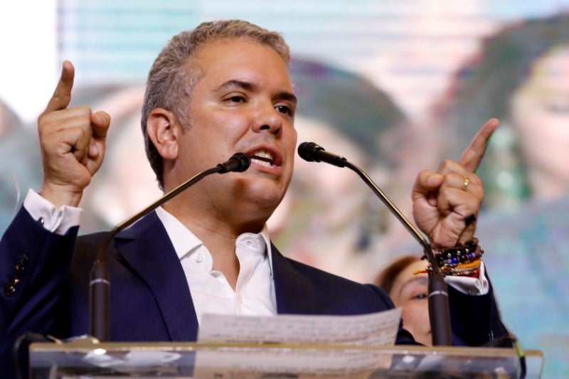 Macron felicite le president elu colombien ivan duque