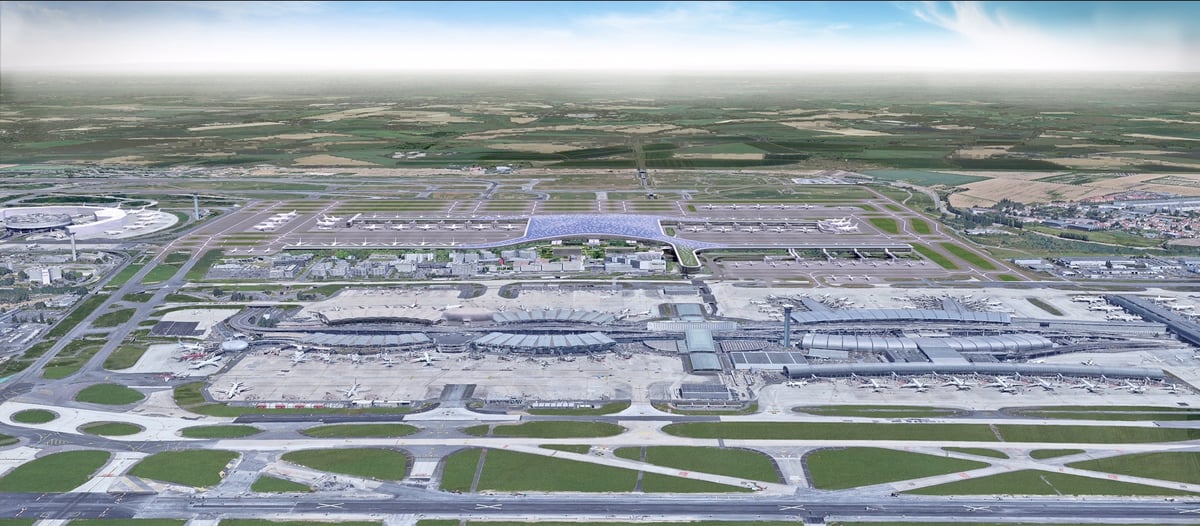 Le projet de construire un terminal 4 doit être revu en profondeur, selon Jean-Baptiste Djebbari, le ministre délégué aux transports.