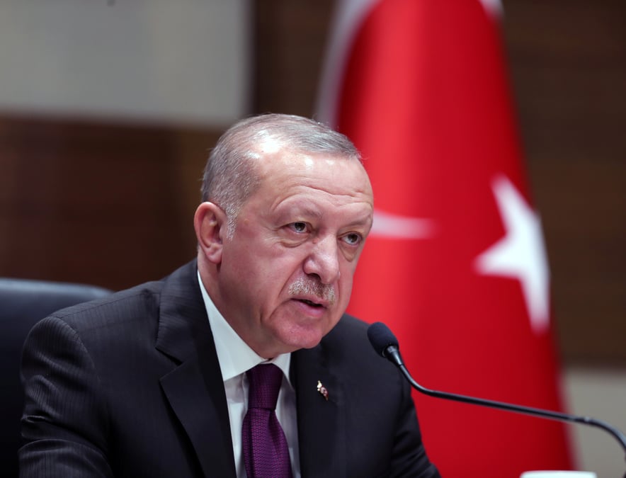 La turquie ne laissera pas les forces d'assad avancer dans la region d'idlib, dit erdogan