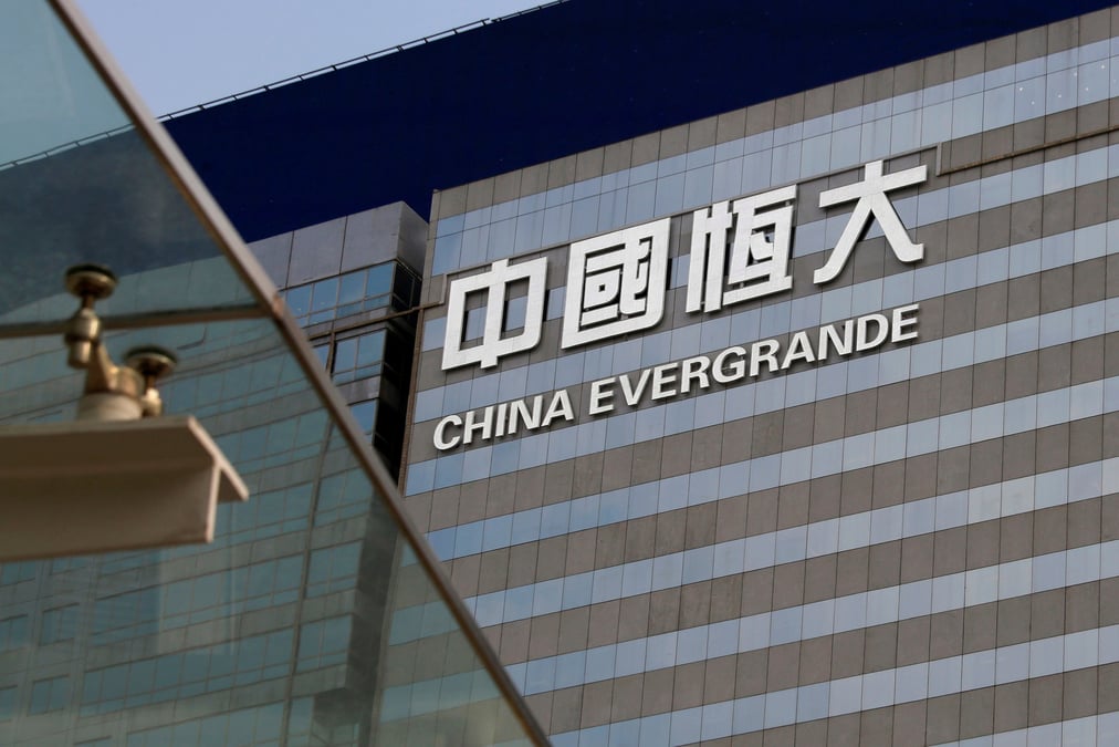 Evergrande met en garde contre les risques de defaut de paiement