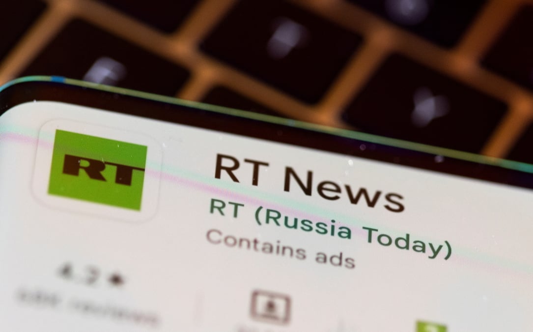 Moscou promet de repondre aux sanctions francaises contre rt et spoutnik