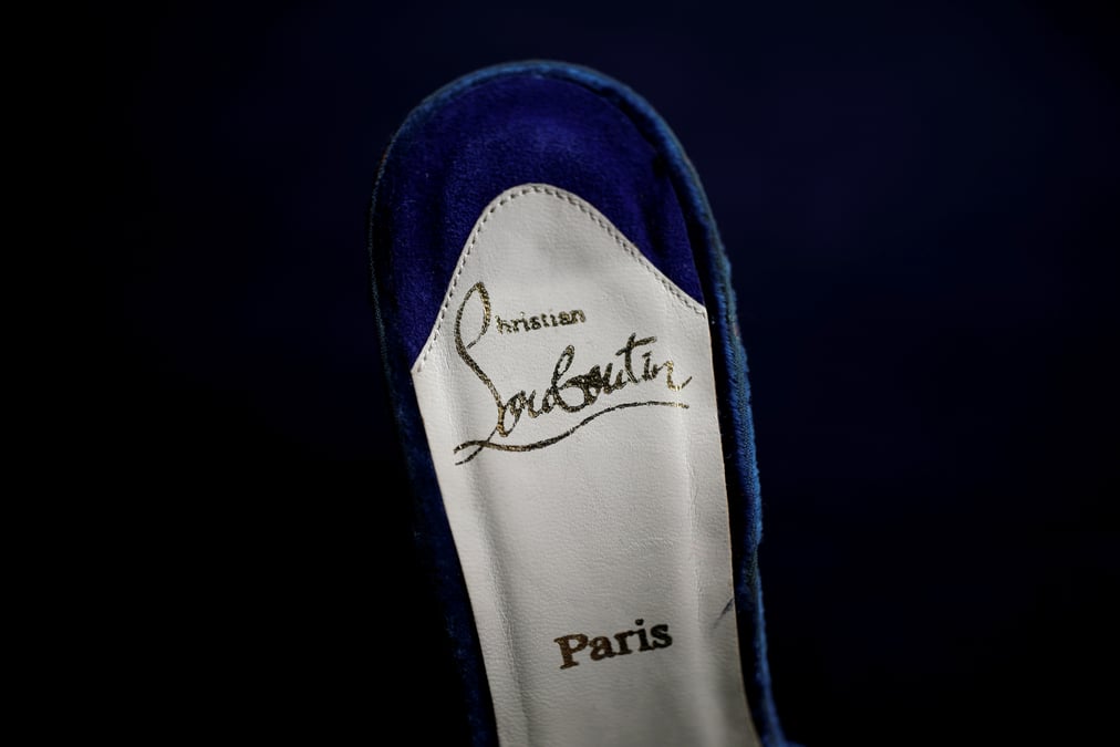 Exor prend 24% de louboutin pour 541 millions d'euros
