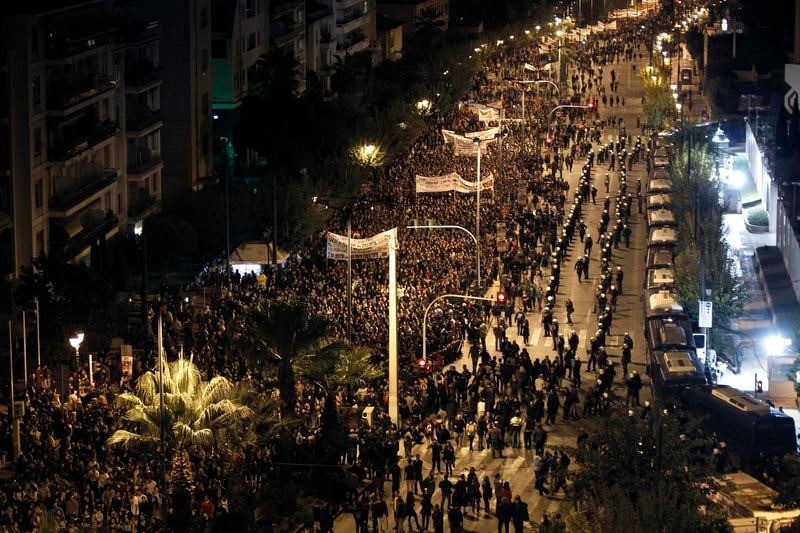 Plusieurs milliers de manifestants contre l'austérité à Athènes