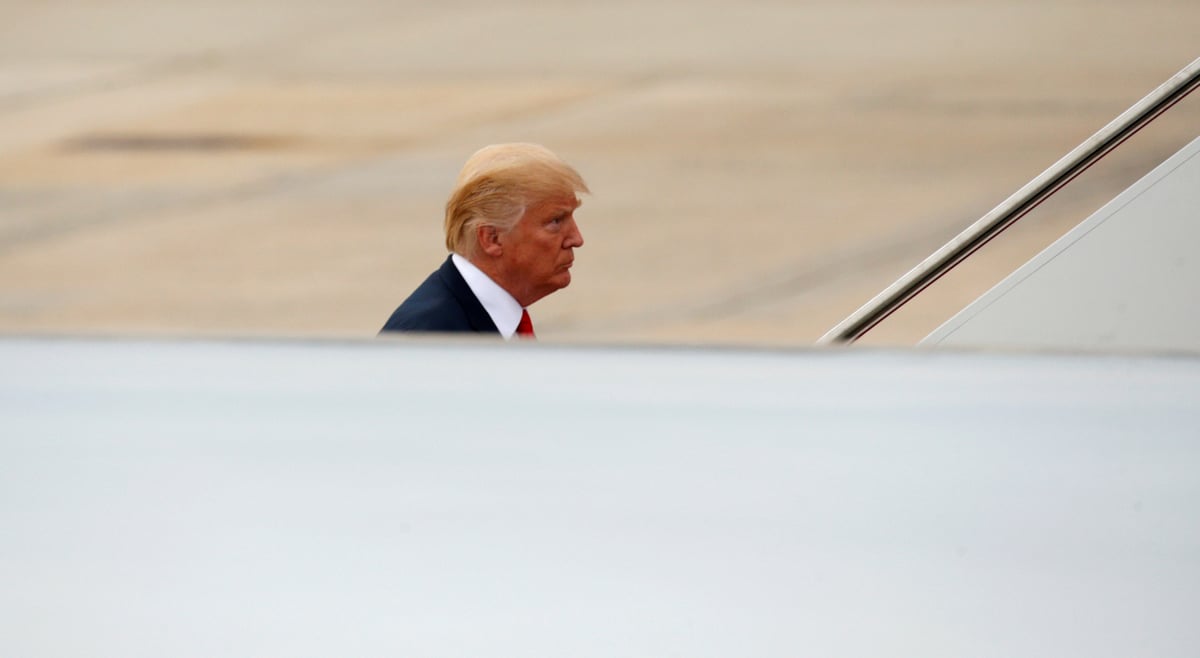 Charlottesville: trump s'en prend a deux senateurs republicains