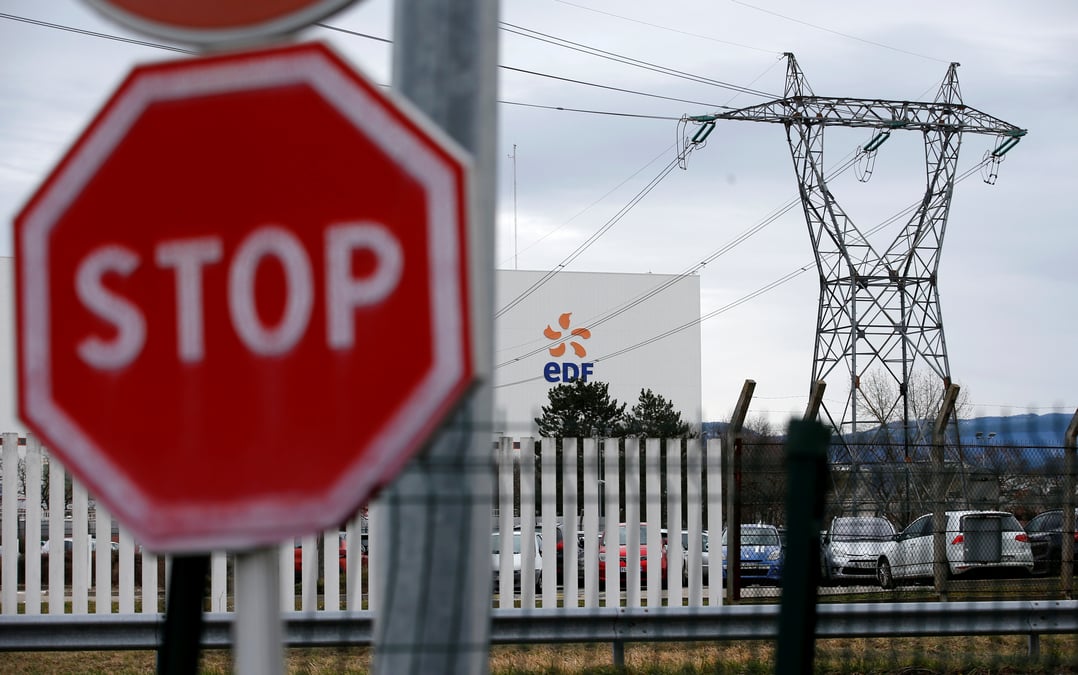 Edf arrete fessenheim, doyenne des centrales nucleaires francaises