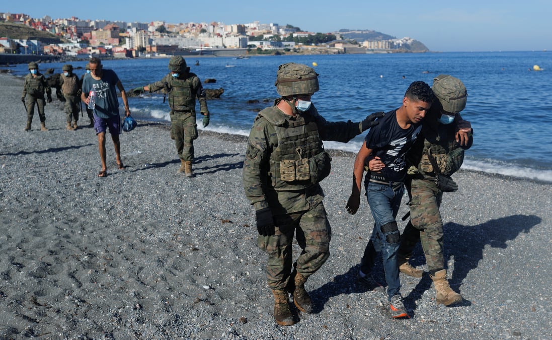 L'espagne continue les expulsions a ceuta, l'afflux de migrants ralentit