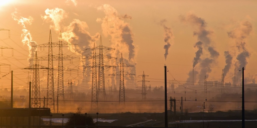 En France, la pollution de l'air génère au moins 48 000 décès prématurés par an.