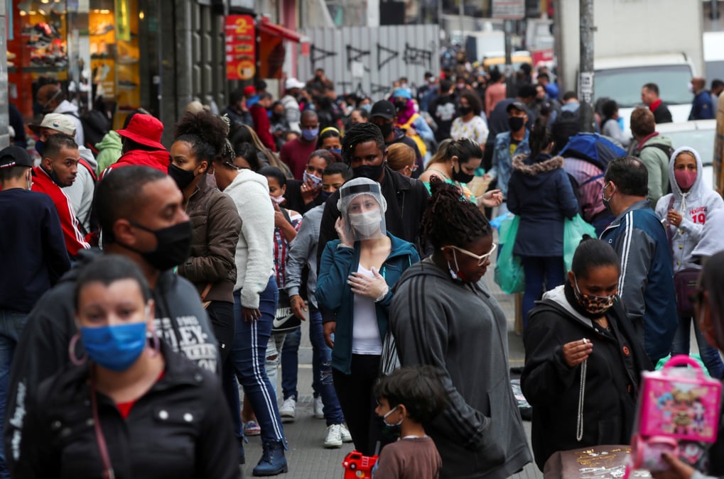 Le bresil enregistre 50.032 nouveaux cas et 892 deces en 24h