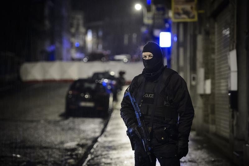 Seize interpellations dans les milieux djihadistes en belgique