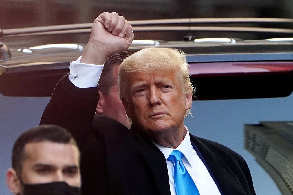 Usa: trump dit aux donateurs republicains qu'il les aidera a gagner le congres en 2022