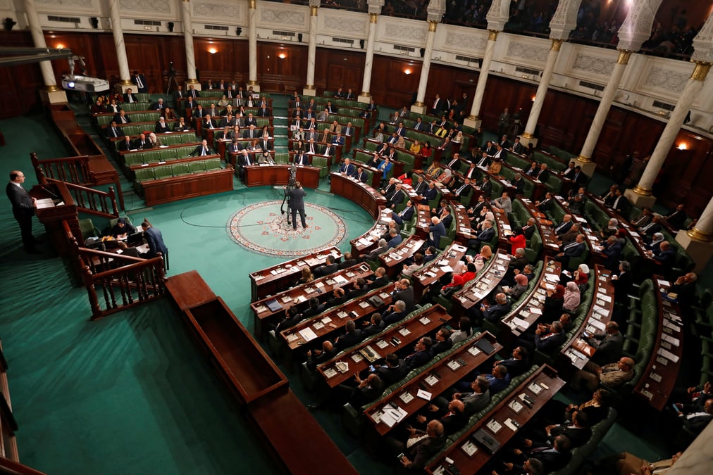 Tunisie: le parlement vote la confiance au gouvernement de coalition
