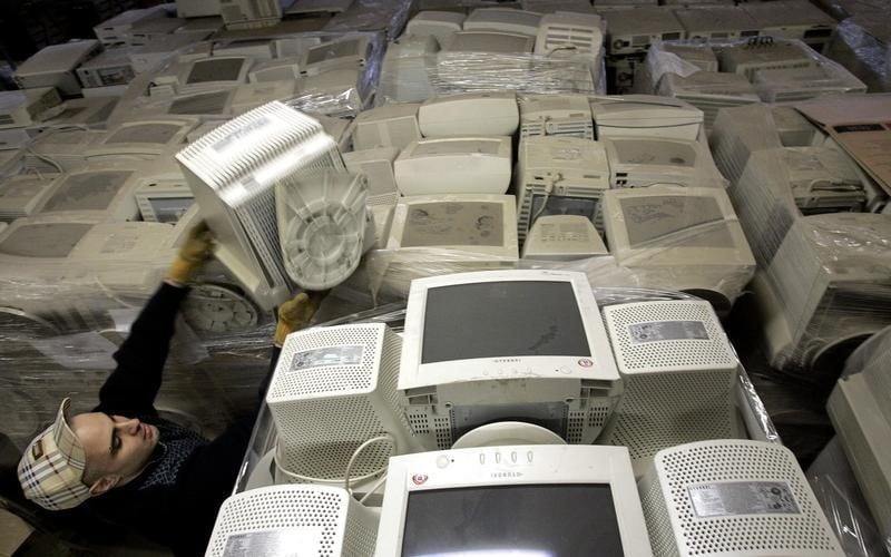 L'ue loin de ses objectifs en matiere de recyclage d'"e-dechets"
