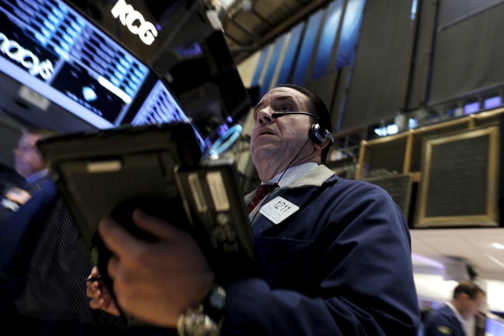 Net recul de wall street dans les premiers echanges