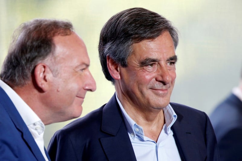 Francois fillon decline son programme economique devant le medef