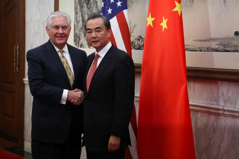 Devant tillerson, pekin prone la diplomatie face a pyongyang