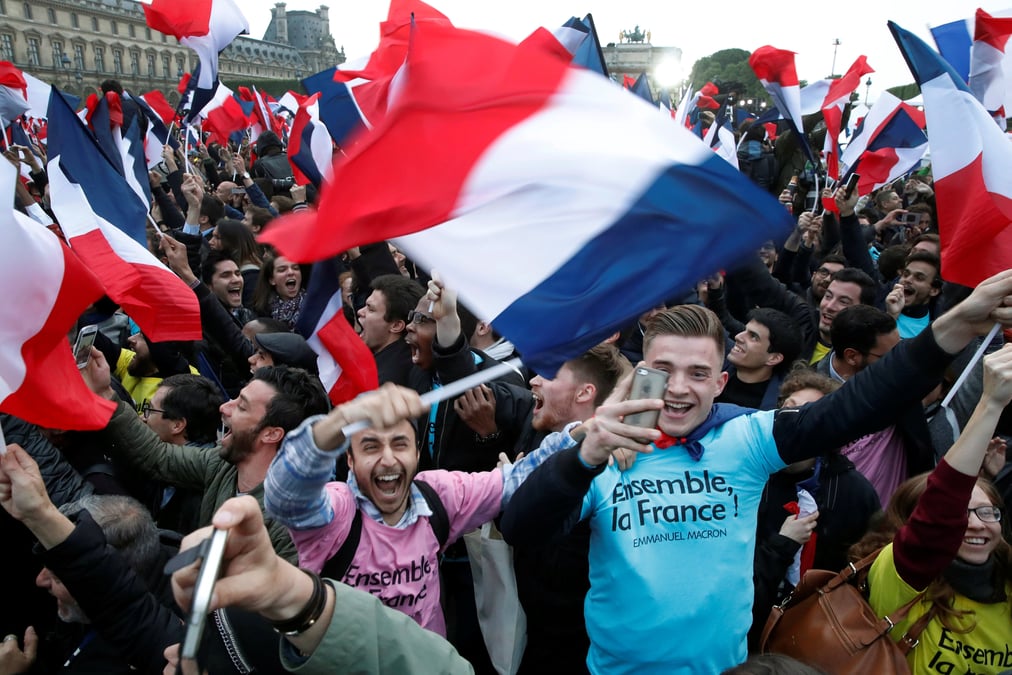 Macron aurait remporte plus de 66% des suffrages