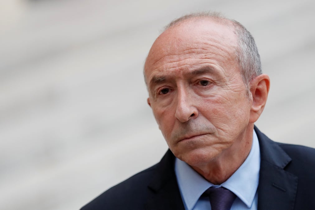 Collomb offre sa demission, macron le maintient au gouvernement
