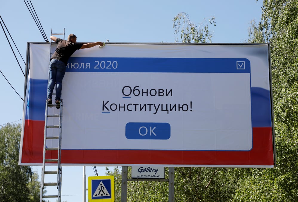 L'opposition russe divisee sur le referendum constitutionnel