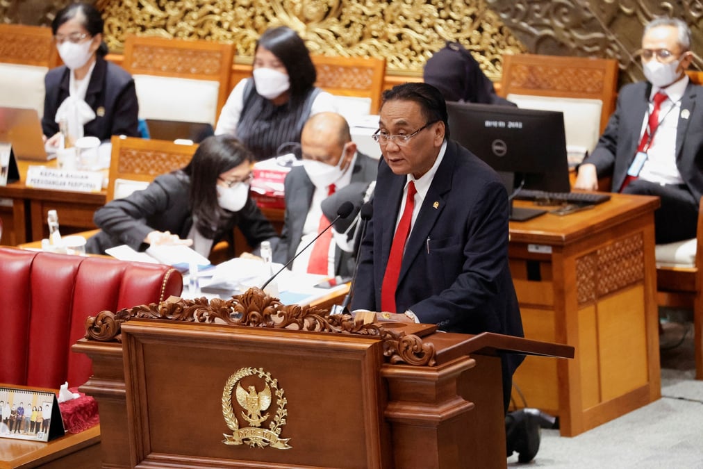 Le parlement indonesien adopte un nouveau code penal