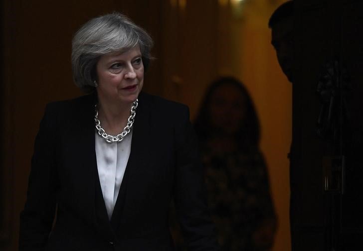 May veut relancer le secteur industriel britannique