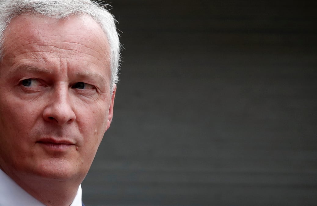Une fusion entre socgen et unicredit "pas sur la table", selon le maire